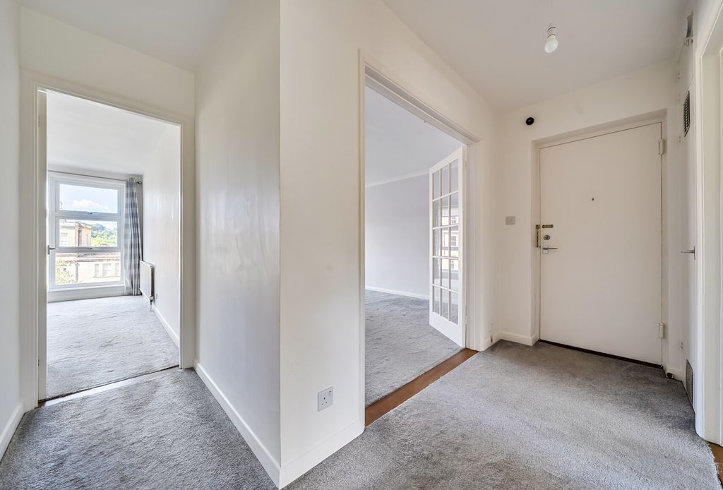 Property photo 3 of 15 Hall