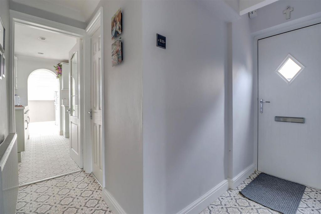 Property photo 3 of 15 142 Church End Lane Inside-2.Jpg