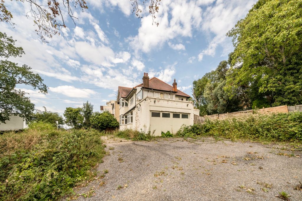 Property photo 1 of 7