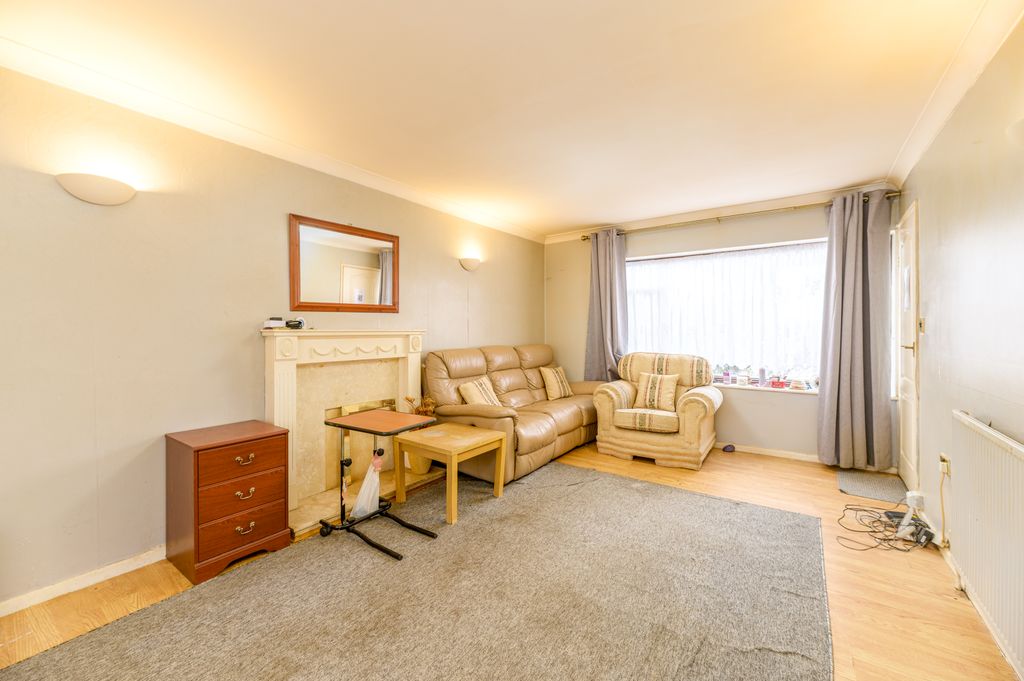 Property photo 3 of 17 10