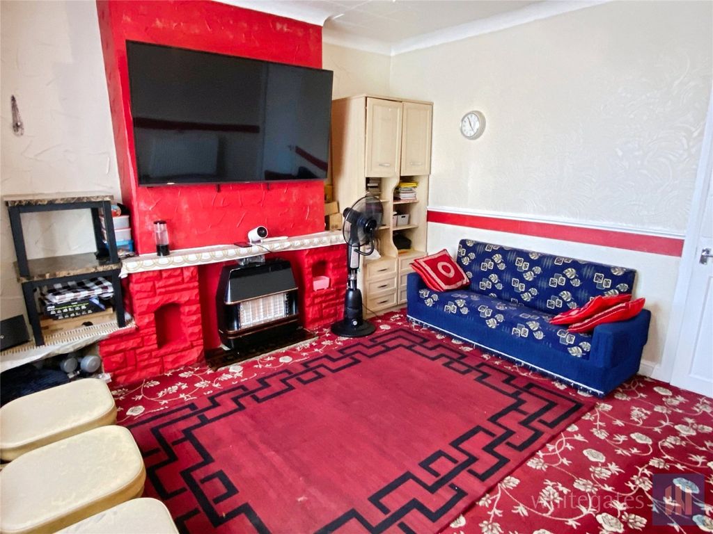Property photo 3 of 8 Picture No. 06