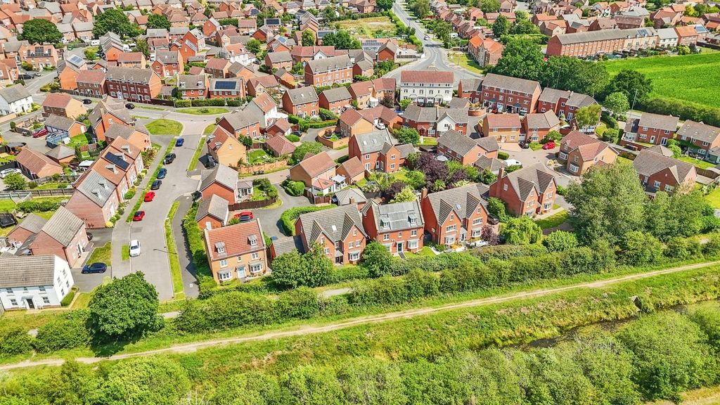 Property photo 1 of 26 Drone