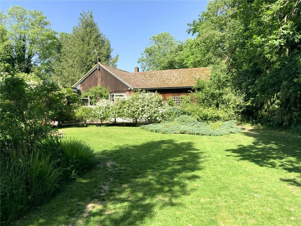 Property photo 2 of 29 Gardens