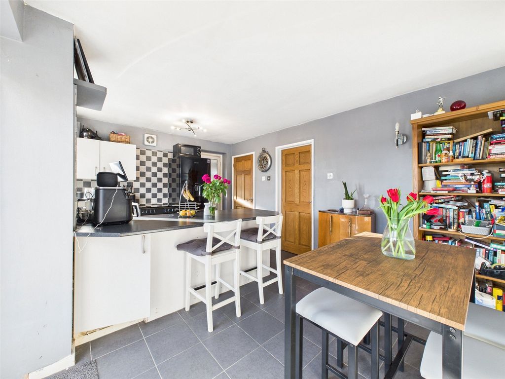 Property photo 3 of 14 Picture No. 09