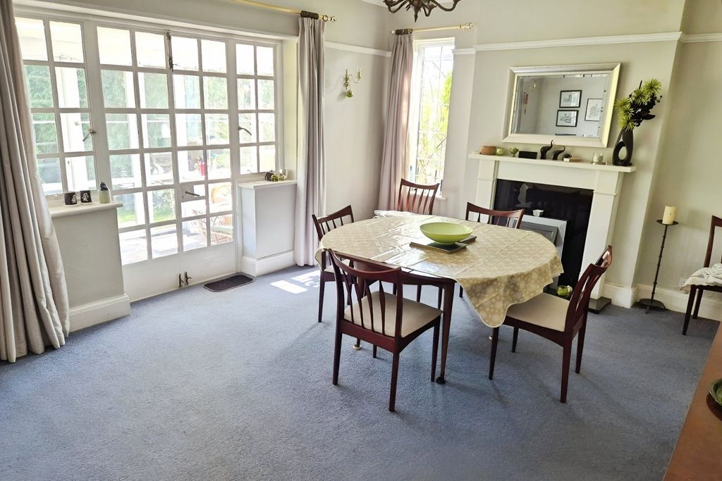 Property photo 3 of 22 Dining Room