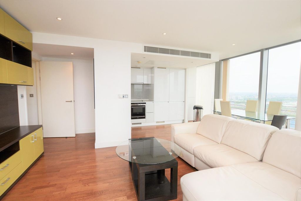 Property photo 3 of 11 Landmark East Tower.Jpg