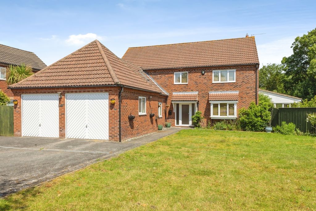 Property photo 1 of 36 Pbox-Img.Jpg