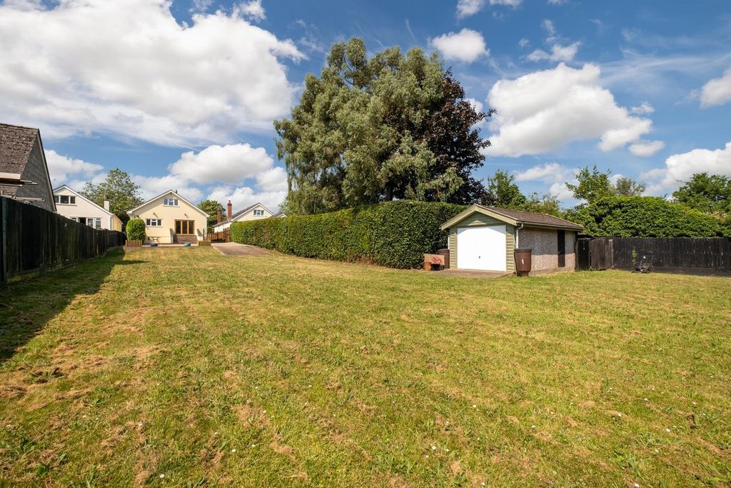 Property photo 1 of 28 67 Sicklesmere Road-47.Jpg