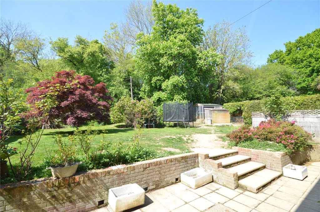 Property photo 2 of 13 Picture No. 10