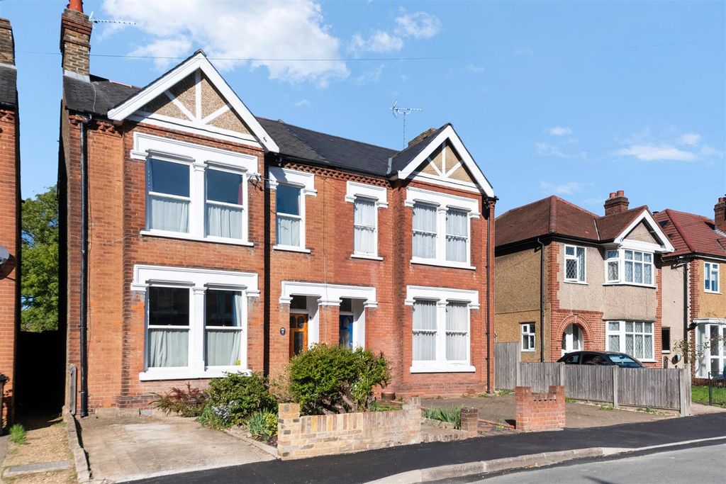 Property photo 1 of 17