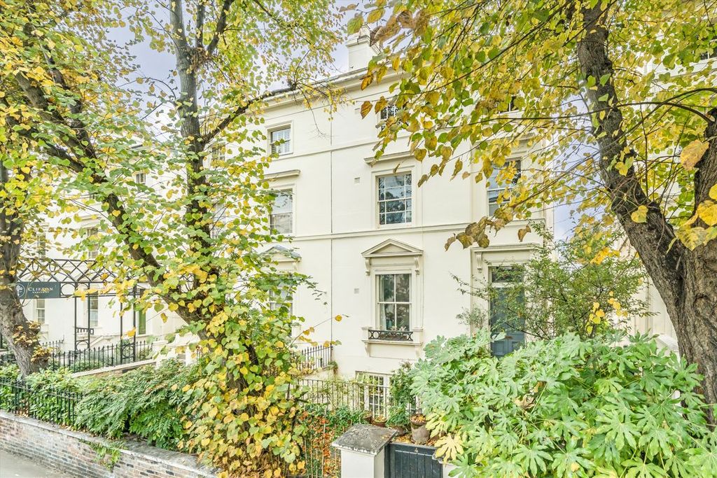 Property photo 1 of 9