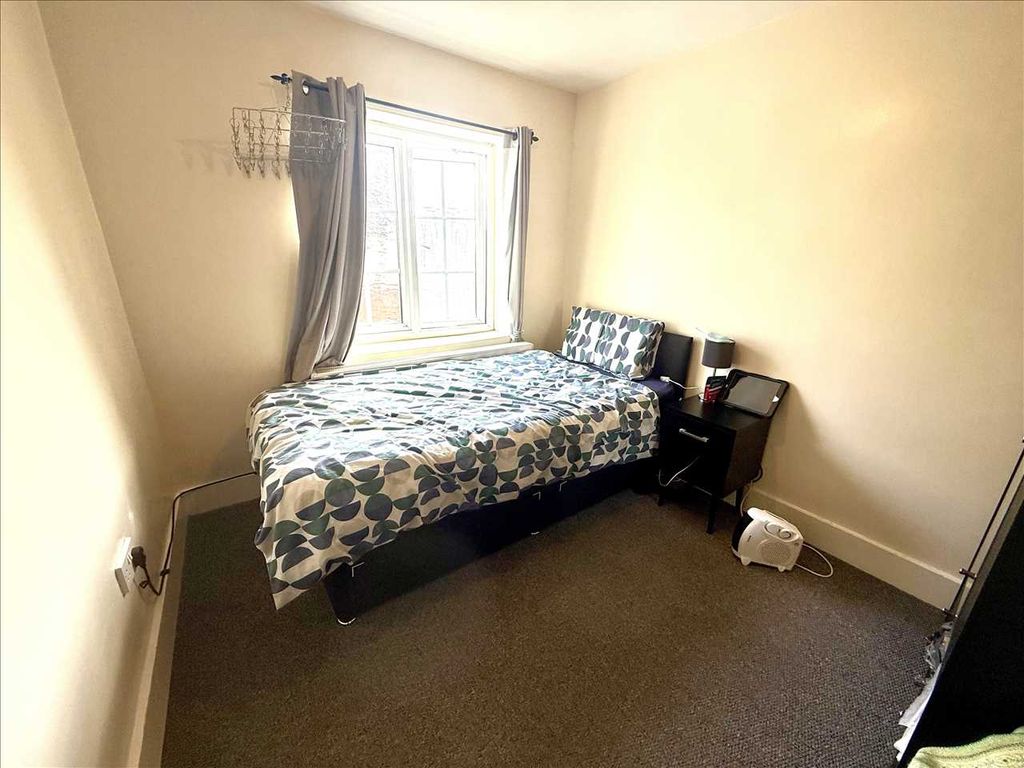 Property photo 1 of 7 Main Picture