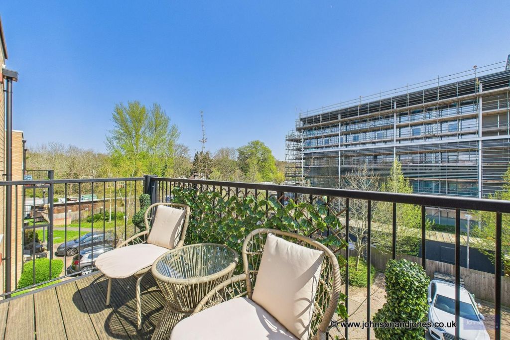 Property photo 2 of 12 2 Balcony.Jpg