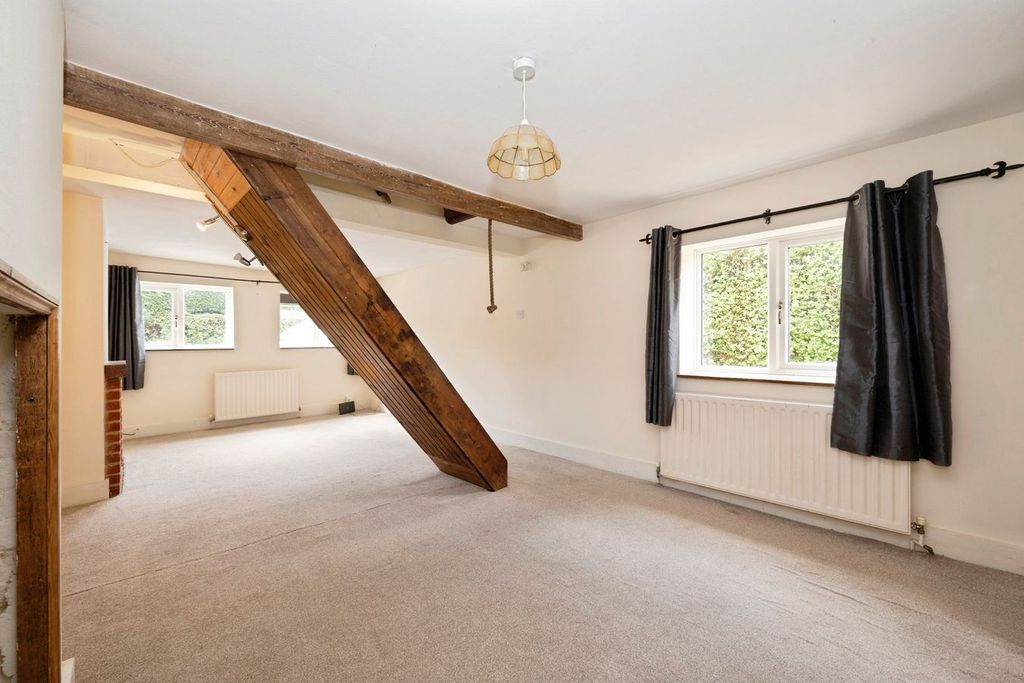 Property photo 3 of 25