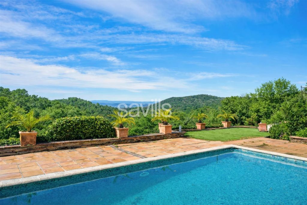 Property photo 1 of 18 A Charming Provençal Property With Unobstructed Views