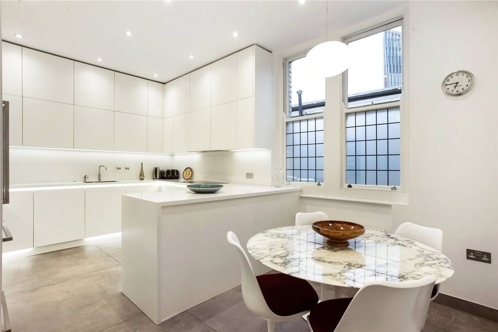 Property photo 2 of 13 Kitchen