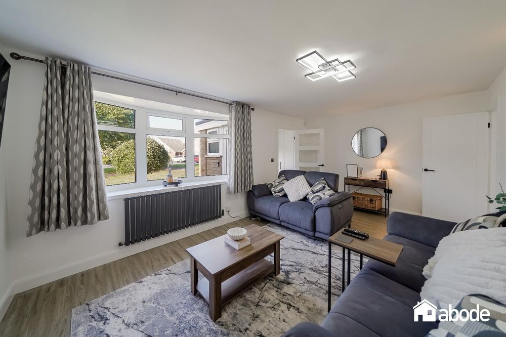 Property photo 2 of 24 34 Ince Crescent-24.Jpg