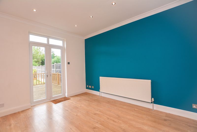 Property photo 3 of 13 Photo 8