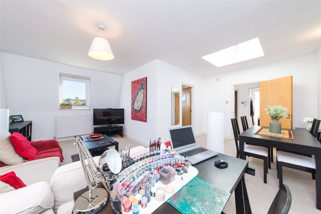 Property photo 3 of 9 Picture No. 08