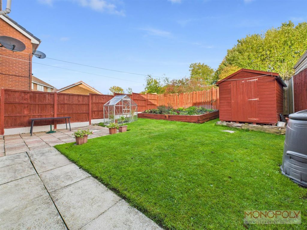 Property photo 2 of 20 Cam04439G0-Pr0170-Still025.Jpg