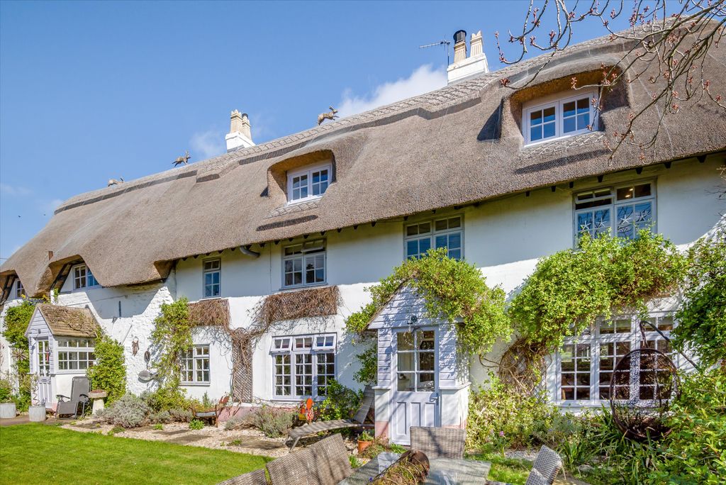 Property photo 3 of 24 Image