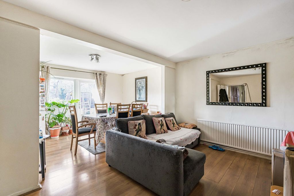 Property photo 2 of 16 Reception/Dining