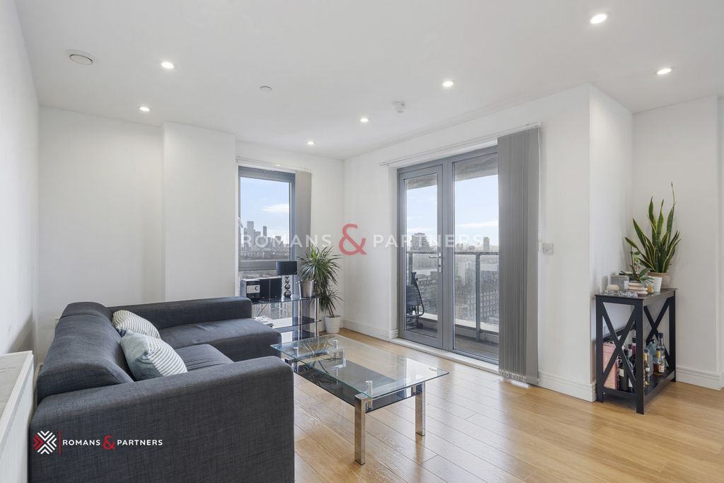 Property photo 1 of 12