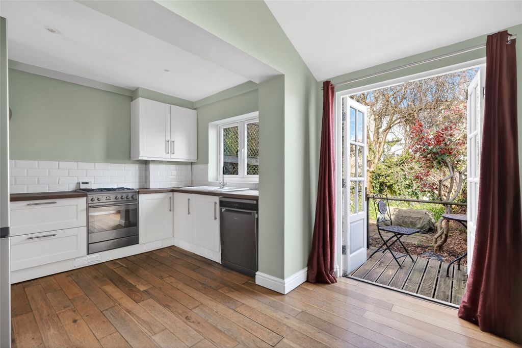 Property photo 3 of 19 Picture No. 21