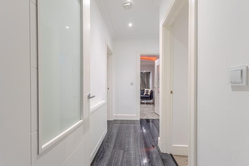 Property photo 3 of 24 Photo 3