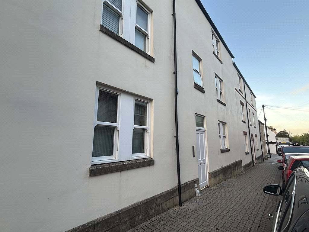 Property photo 3 of 8 Picture No. 02
