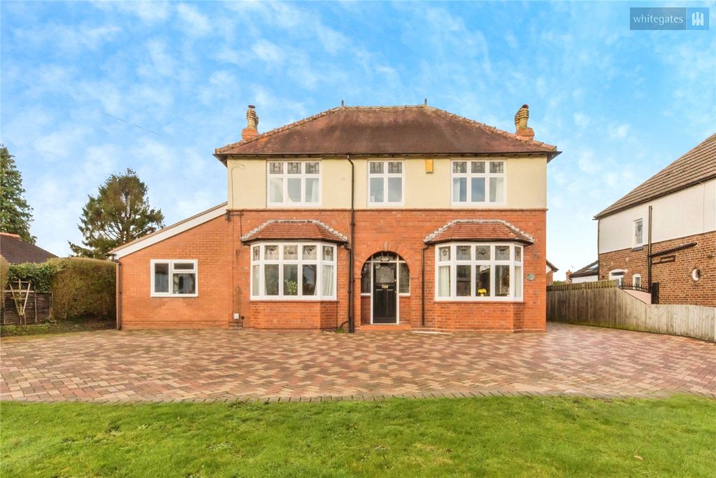 Property photo 1 of 37 Picture No. 52