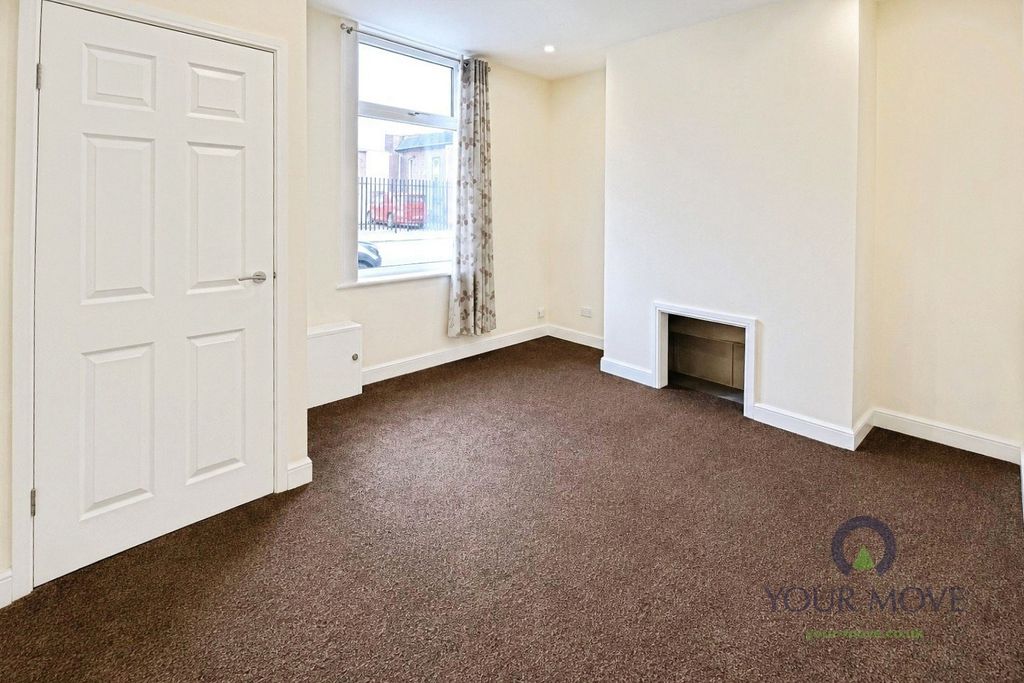 Property photo 2 of 8 Pbox-Img.Jpg