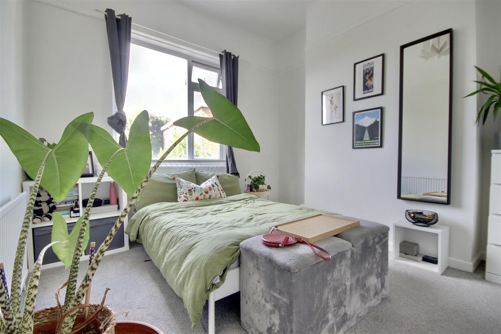 Property photo 2 of 9 7F63D9Df-893A-4E20-B54C-0CC21D3Dfa96_1_201_A.Jpeg