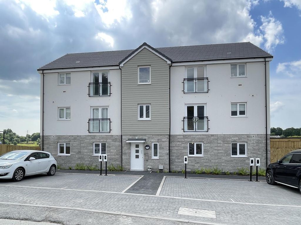 Property photo 1 of 8 Foxglove Gardens 1 - Front.Jpg