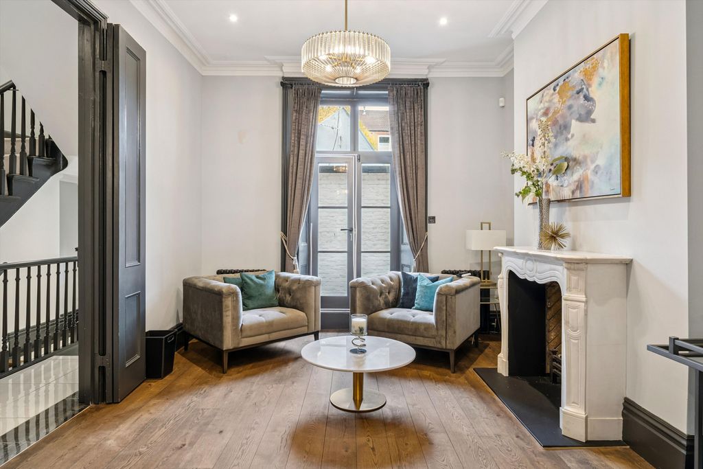 Property photo 2 of 20 Image