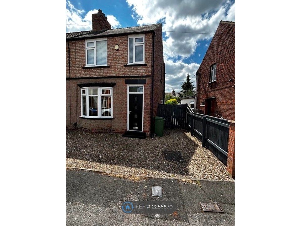 Property photo 2 of 21