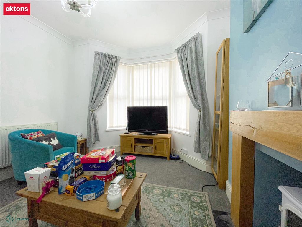 Property photo 3 of 22 Img_2436.Jpg