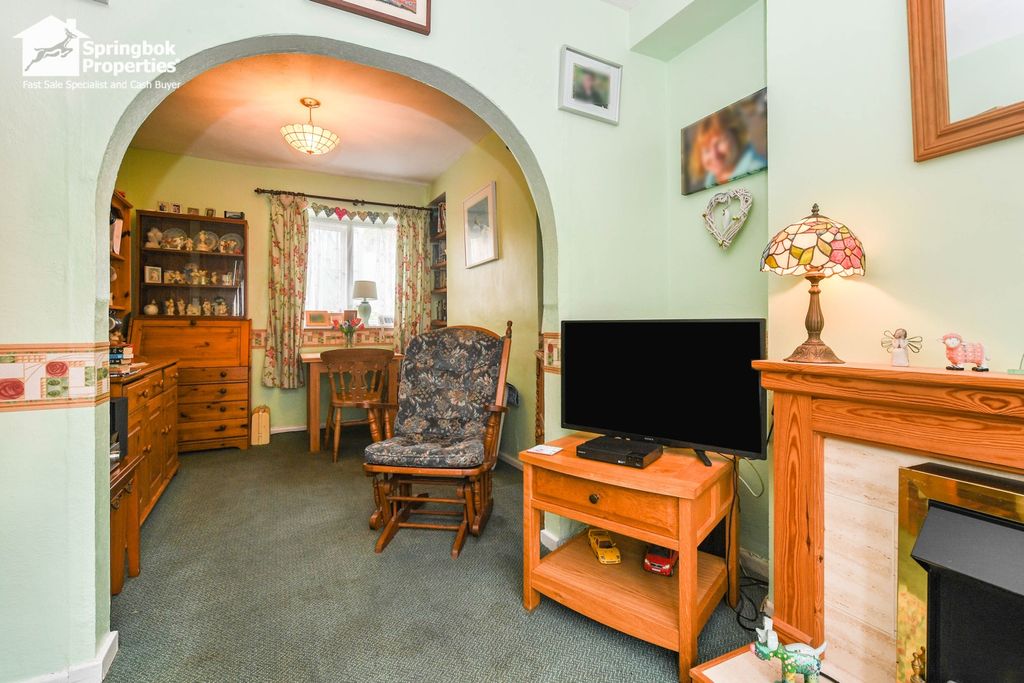 Property photo 3 of 12 Image 2