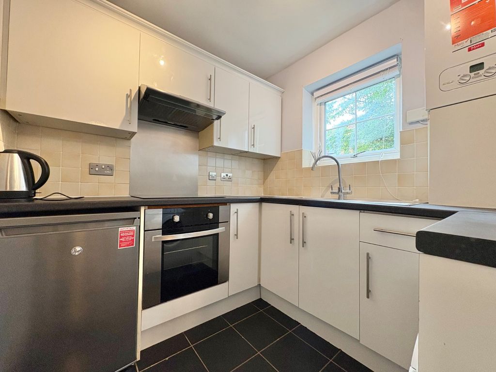 Property photo 3 of 12 Picture No. 21