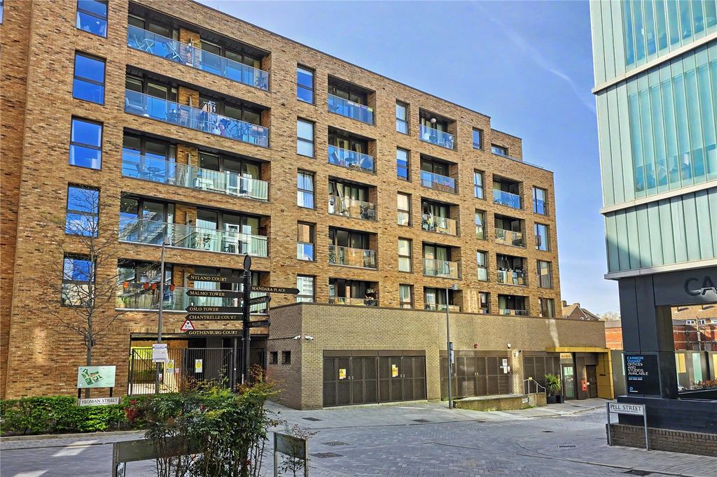 Property photo 2 of 21 Picture No. 28