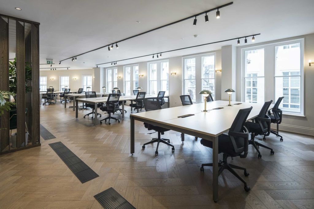 Property photo 2 of 8