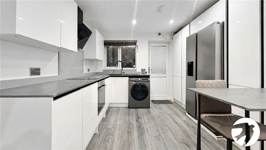 Property photo 2 of 7 Picture No. 07