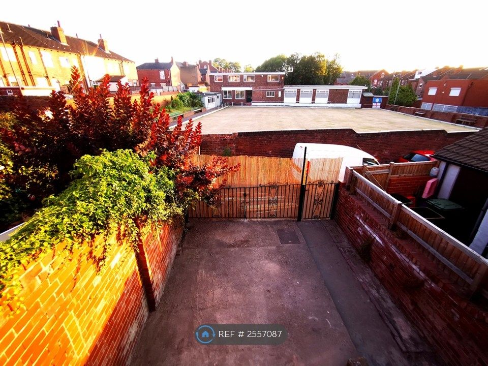 Property photo 3 of 7