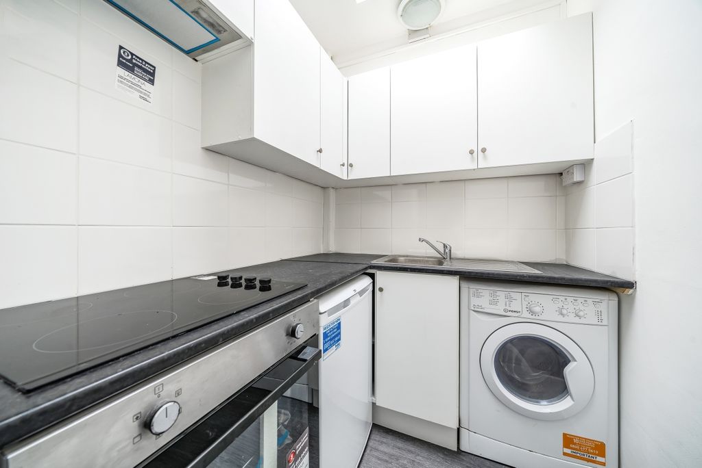 Property photo 2 of 7 967270 (4)