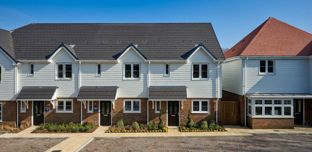 Property photo 1 of 1 Berkeley, Foal Hurst Green, Property Exterior