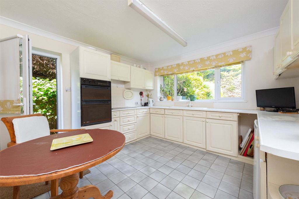 Property photo 3 of 13 Picture No. 19