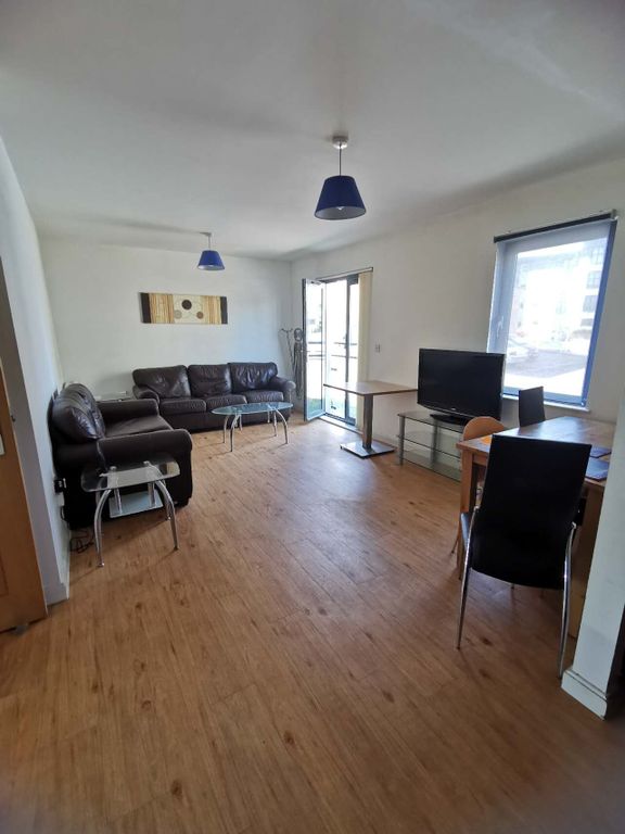 Property photo 3 of 9