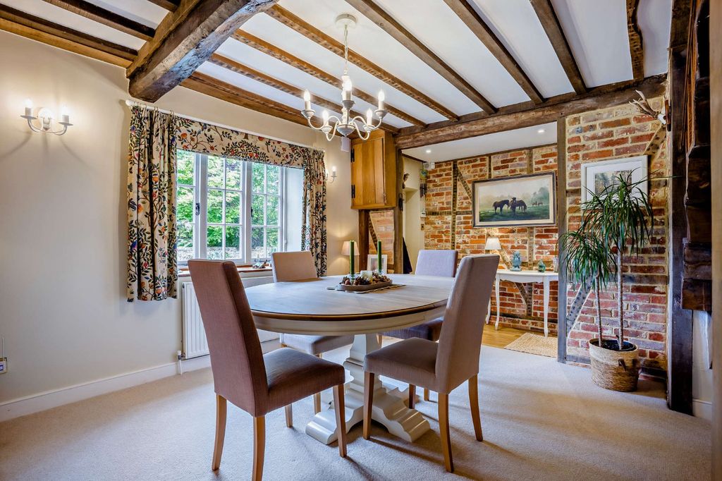 Property photo 3 of 25 Dining Room