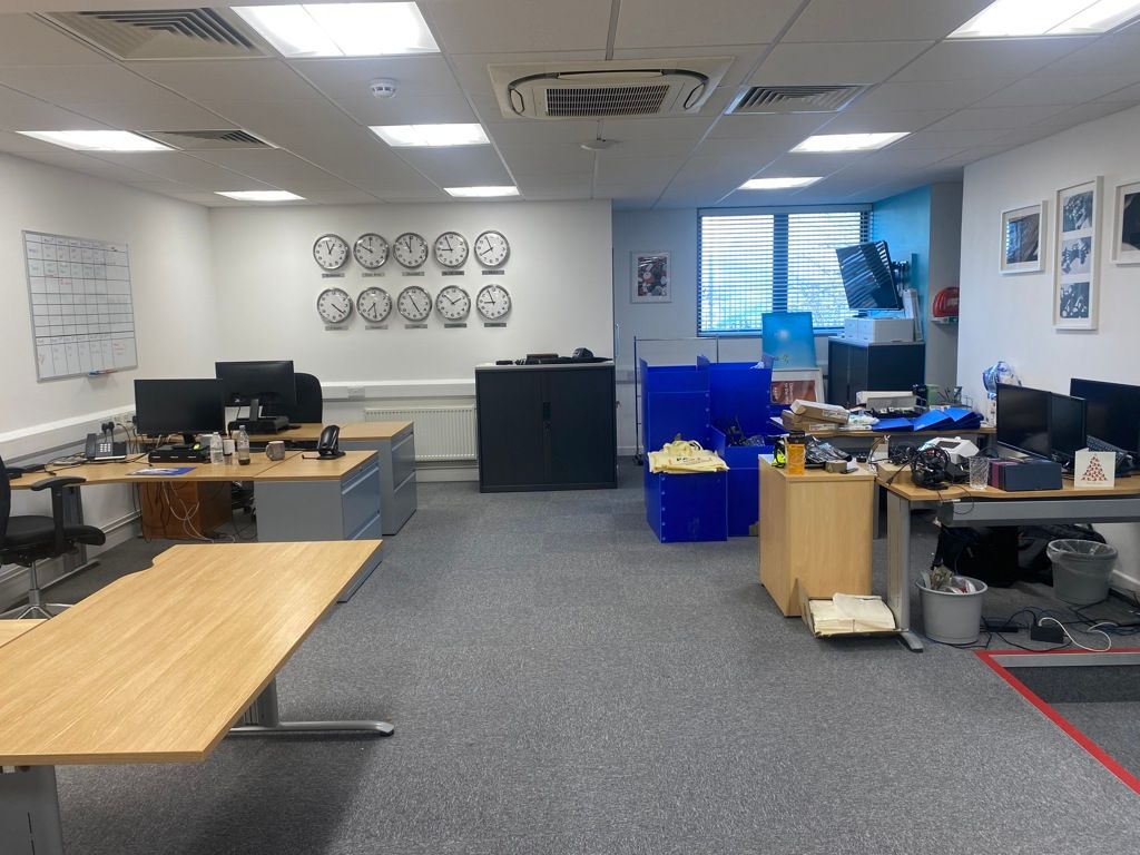 Property photo 3 of 7 Photo 6