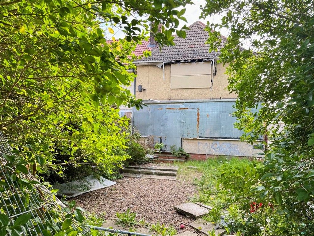 Property photo 3 of 4